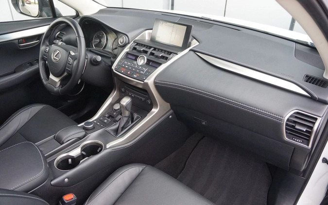 Lexus NX cena 113900 przebieg: 121500, rok produkcji 2016 z Kamień Pomorski małe 121